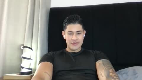 Snapshot of pablo_boston chatting on 19, 4, 2026 Javi online show from 19, 4, 2026