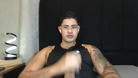 Snapshot of pablo_boston chatting on 15, 5, 2026 Javi online show from 15, 5, 2026