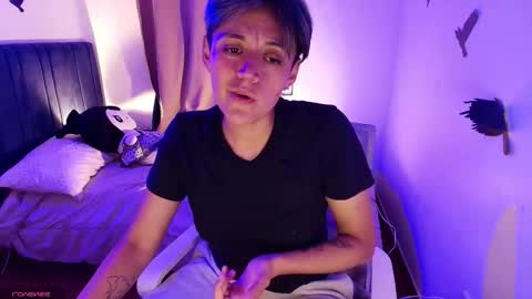 Snapshot of pafebame chatting on 17, 11, 2025 Fernanda online show from 17, 11, 2025