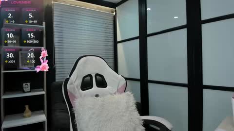 Paige online show from 10, 1, 2025