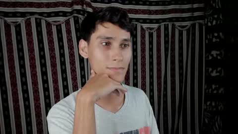 Snapshot of paimon_goetia chatting on 30, 9, 2025 Alexander Grigori online show from 30, 9, 2025