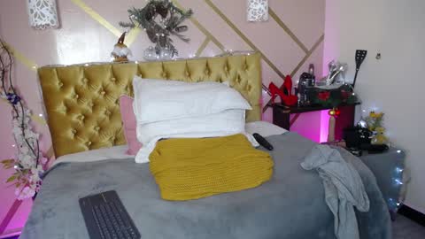 Paloma  online show from 12, 12, 2024
