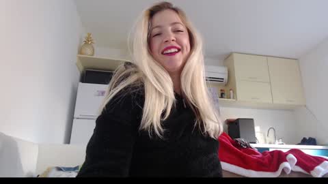 Snapshot of pam_fans chatting on 14, 12, 2024 BABE online show from 14, 12, 2024