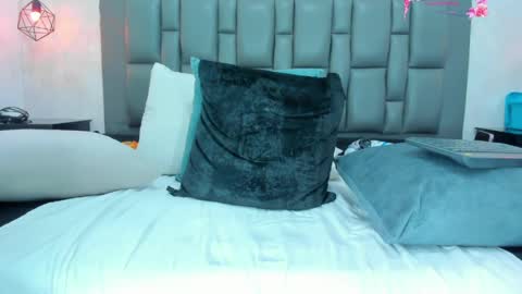 pamela_ambrosia1 online show from 9, 4, 2026