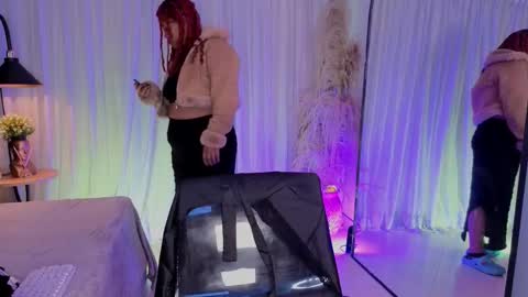 pamela online show from 17, 11, 2025