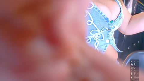 Snapshot of pamela_milf46 chatting on 15, 7, 2026 pamela_milf46 online show from 15, 7, 2026
