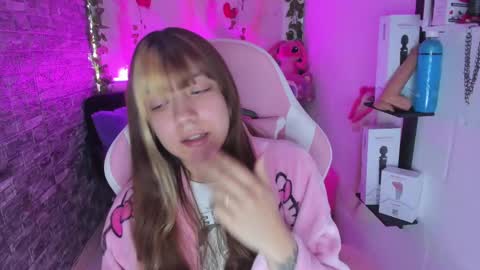 Snapshot of pamelajhonsom chatting on 4, 12, 2024 pamelajhonsom online show from 4, 12, 2024