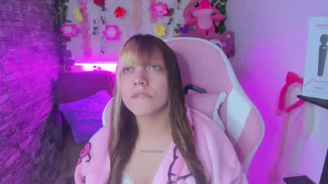 Snapshot of pamelajhonsom chatting on 12, 12, 2024 pamelajhonsom online show from 12, 12, 2024