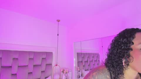 Snapshot of pamelamendez_ chatting on 18, 1, 2025  Pamela  online show from 18, 1, 2025