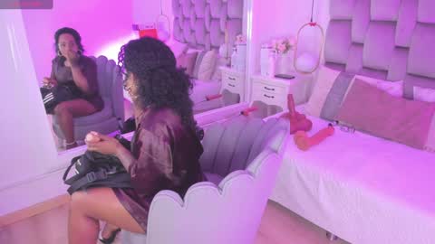 Snapshot of pamelamendez_ chatting on 20, 1, 2025  Pamela  online show from 20, 1, 2025