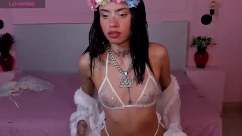 Pamela Ruiz online show from 2, 12, 2024