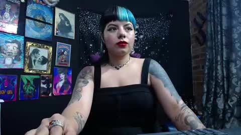 Snapshot of pandoragoddess chatting on 4, 3, 2025       online show from 4, 3, 2025