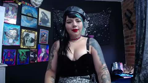 Snapshot of pandoragoddess chatting on 12, 3, 2025       online show from 12, 3, 2025