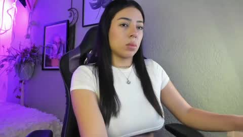 Ana Laura online show from 12, 5, 2026