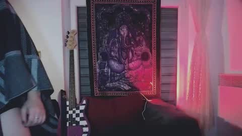 In bio online show from 22, 10, 2025