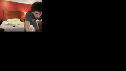 Snapshot of pantslesstraveler_plt chatting on 27, 9, 2025 PantsLessTraveler online show from 27, 9, 2025