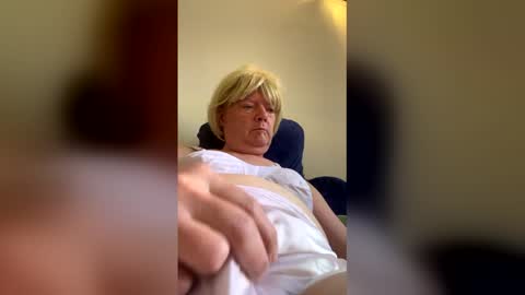 Pantyvioletlace online show from 3, 12, 2025