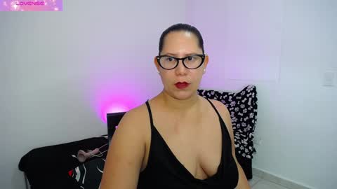 paola online show from 17, 12, 2024