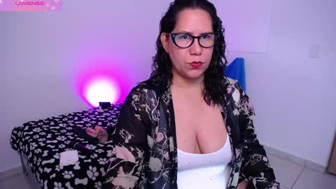 paola online show from 8, 1, 2025