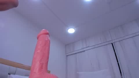 Snapshot of paolaa_rodriguez chatting on 1, 2, 2025 Paola  online show from 1, 2, 2025