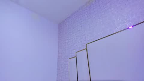 Snapshot of paolaa_rodriguez chatting on 4, 10, 2025 Paola  online show from 4, 10, 2025