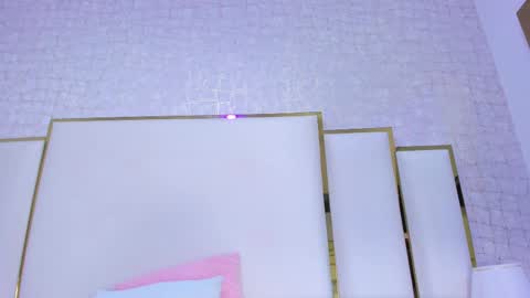 Snapshot of paolaa_rodriguez chatting on 6, 10, 2025 Paola  online show from 6, 10, 2025