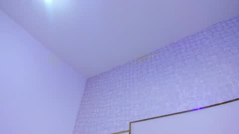 Paola  online show from 28, 11, 2025