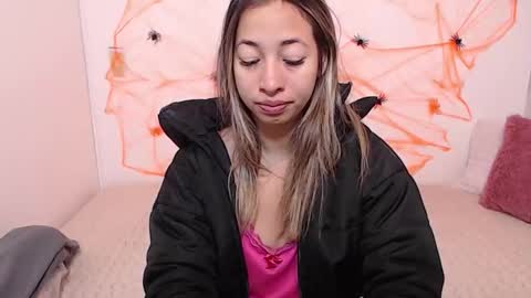 Paola online show from 25, 10, 2025