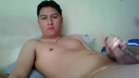 Snapshot of papi_daddy01 chatting on 12, 2, 2025 papi_daddy01 online show from 12, 2, 2025