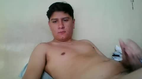 Snapshot of papi_daddy01 chatting on 8, 3, 2025 papi_daddy01 online show from 8, 3, 2025
