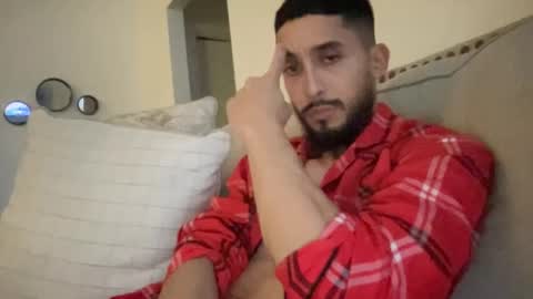 Snapshot of papicubano_guapo23cm chatting on 24, 2, 2025 papicubano_guapo23cm online show from 24, 2, 2025