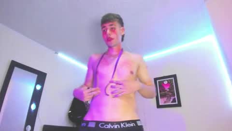 Snapshot of papinoha chatting on 3, 11, 2025 Noha online show from 3, 11, 2025