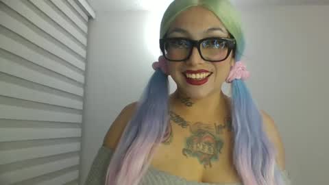 paprika 01sx online show from 12, 3, 2025