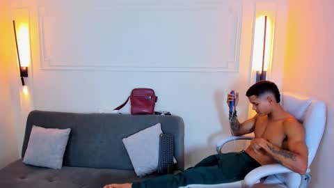 Snapshot of paradise_boy_s chatting on 15, 1, 2026 Ryan And Casper online show from 15, 1, 2026