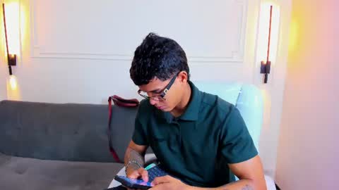 Snapshot of paradise_boy_s chatting on 8, 6, 2026 Ryan And Casper online show from 8, 6, 2026