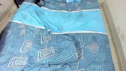 Snapshot of parejacachonda chatting on 15, 1, 2025 sara and andreu online show from 15, 1, 2025