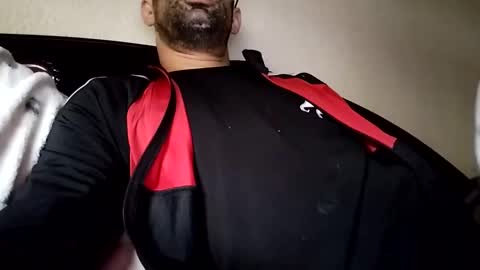 Snapshot of parejasexy02 chatting on 18, 2, 2025 SEXYHOT19 online show from 18, 2, 2025