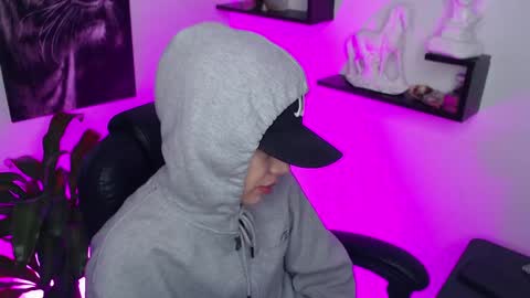 Paris D angelo online show from 1, 3, 2025