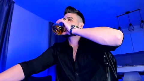 Paris online show from 15, 12, 2024