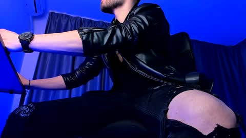 Paris online show from 27, 12, 2024