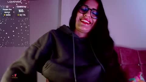 Snapshot of paris_love69 chatting on 17, 12, 2024 Paris online show from 17, 12, 2024