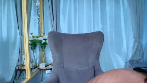 Snapshot of paris_x_hilton chatting on 12, 3, 2026 Paris online show from 12, 3, 2026