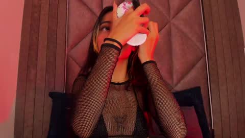 Snapshot of parisfox_ chatting on 31, 1, 2025 PARIS online show from 31, 1, 2025