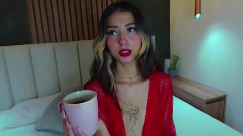 Snapshot of parisfox_ chatting on 12, 2, 2025 PARIS online show from 12, 2, 2025