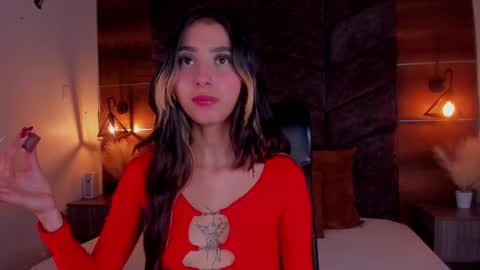 Snapshot of parisfox_ chatting on 27, 2, 2025 PARIS online show from 27, 2, 2025