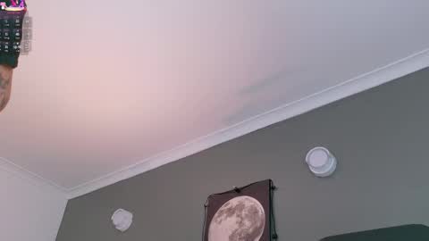 Snapshot of parisfox_ chatting on 17, 9, 2025 PARIS online show from 17, 9, 2025