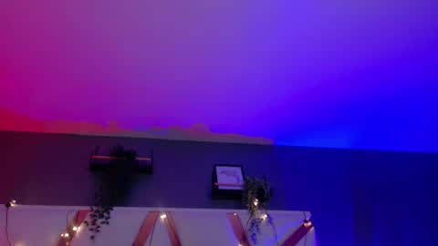 Snapshot of parisfox_ chatting on 9, 2, 2026 PARIS online show from 9, 2, 2026