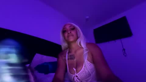 Snapshot of parissmithh chatting on 15, 9, 2025 parissmithh online show from 15, 9, 2025