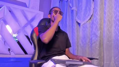 PARZIVAL online show from 28, 2, 2026