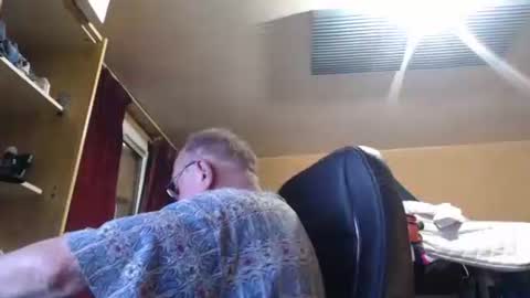 pascal88881 online show from 28, 10, 2025